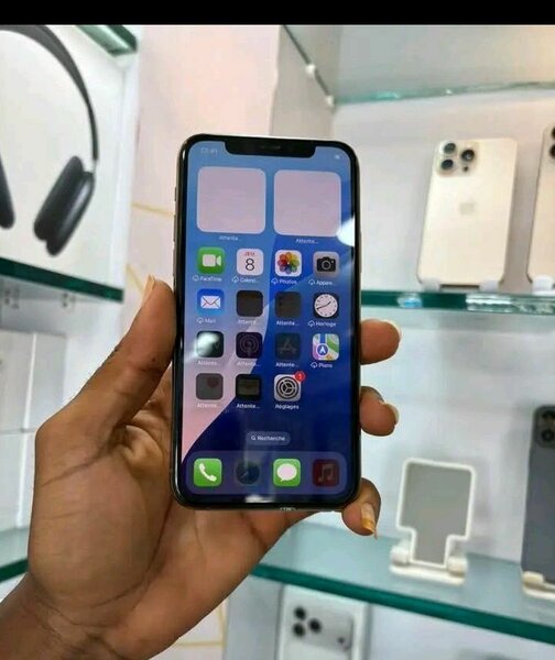 iPhone 12 64 Go Reconditionné