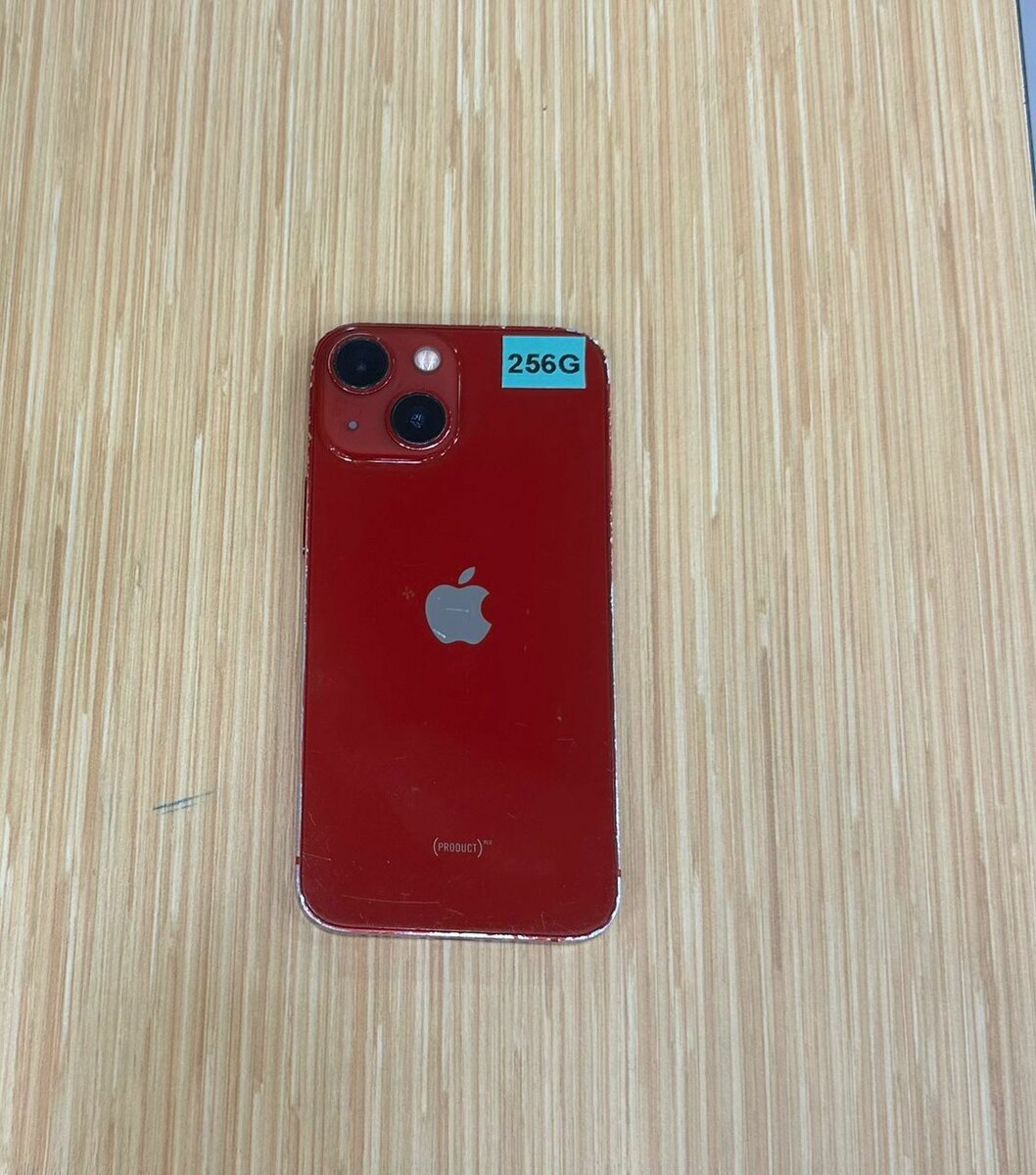 13mini 256giga coque gratter