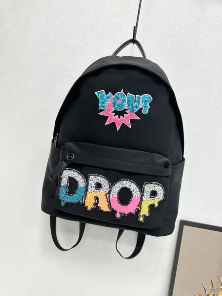 Sac à dos stylé graffiti