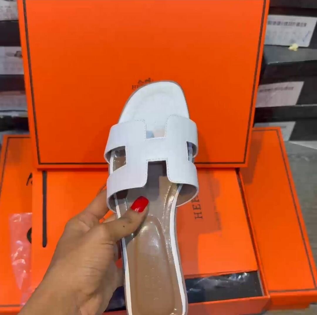 Hermes slippers