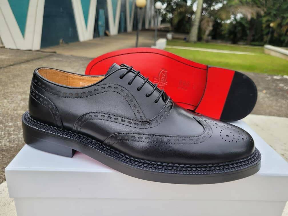 Chaussures en cuir élégantes