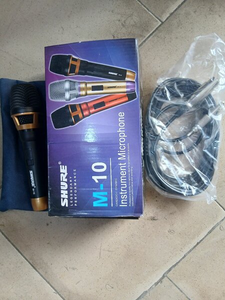 M-10 SHURE