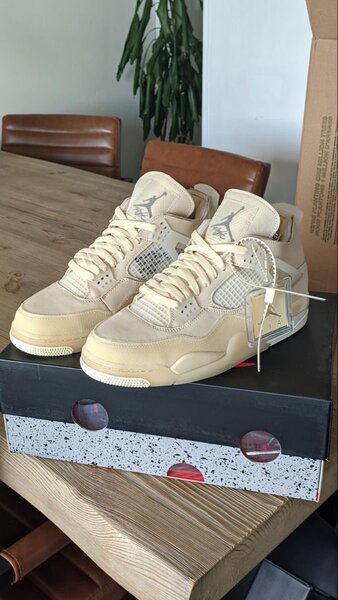 Jordan Rétro 4