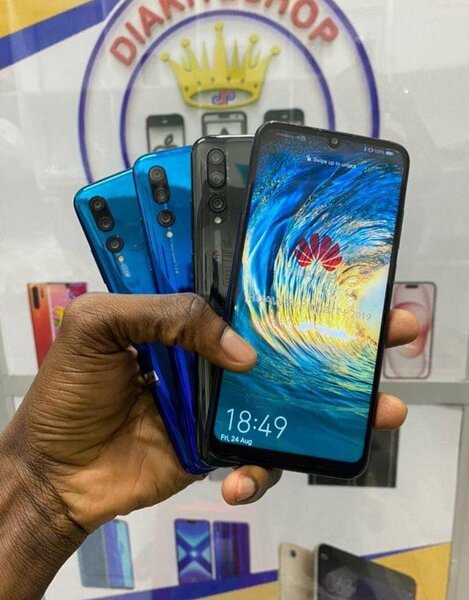 Huawei P Smart+ 2019 Smartphone