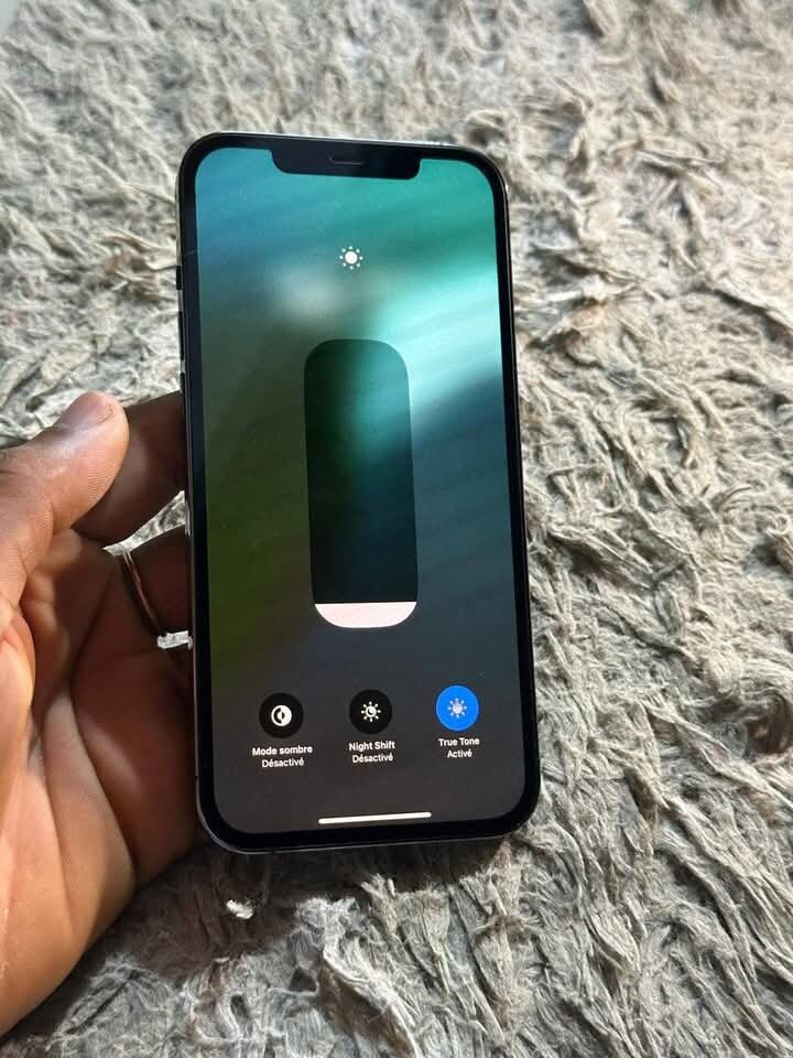 Smartphone avec écran tactile