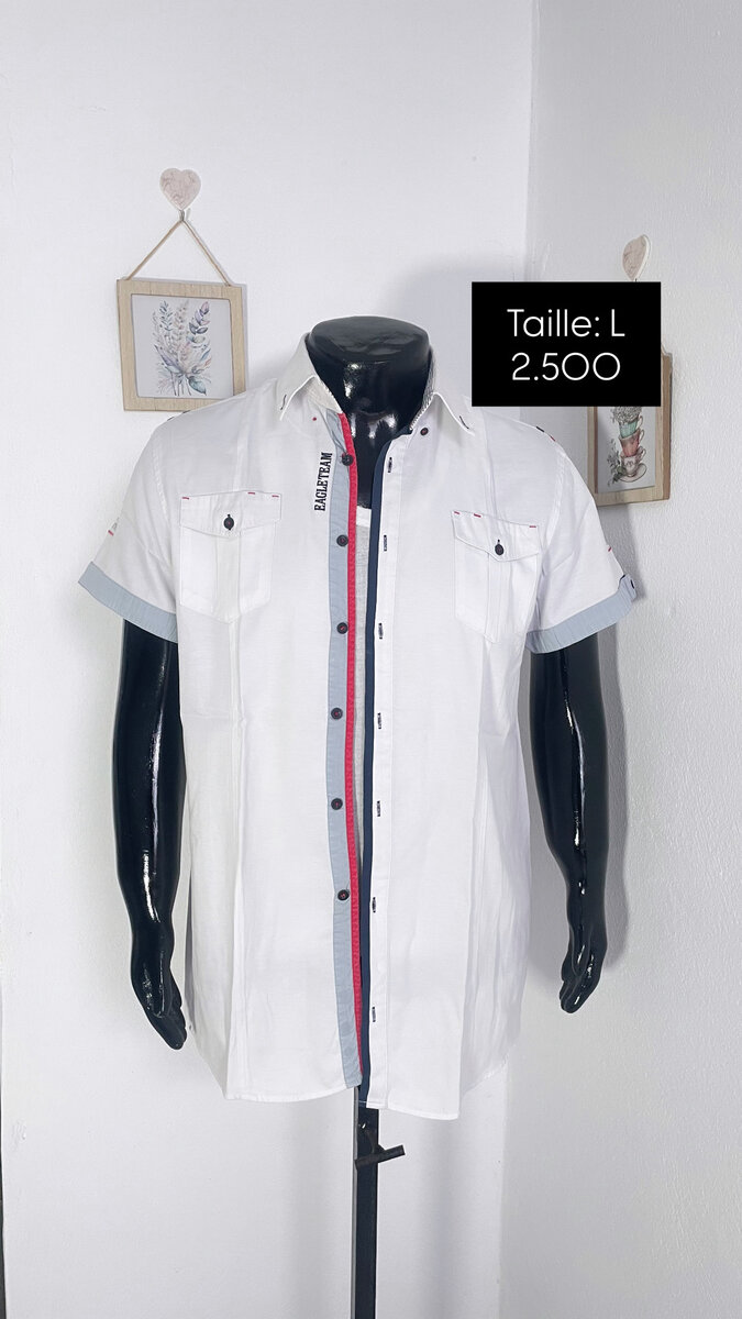 Chemise Blanche à Manches Courtes