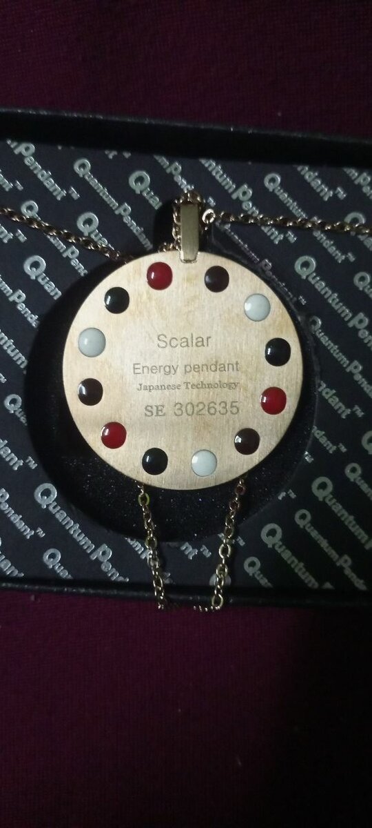 Pendentif anti radiation