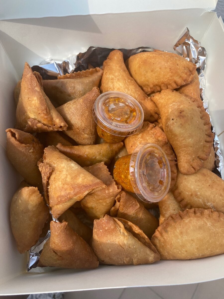 Boîte de samoussas assortis