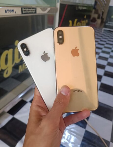 iPhone X - Débloqué, 64GB