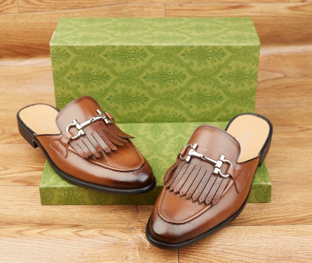 Mules élégantes pour hommes