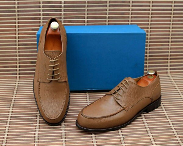 Chaussures habillées en cuir homme