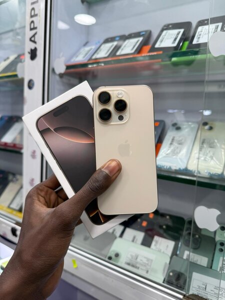 Disponible 16 Pro 128go