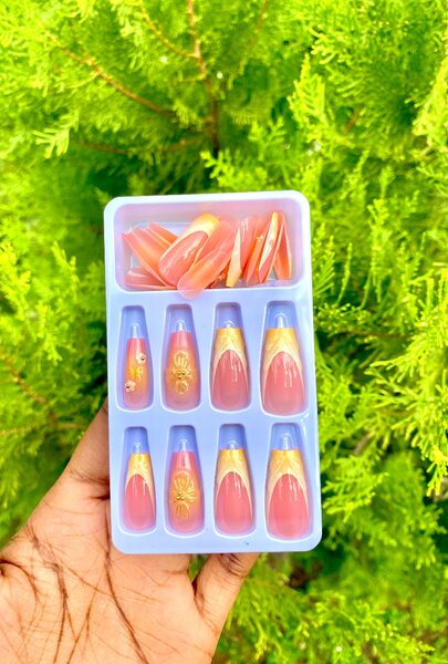 Faux Ongles / Press On Nails