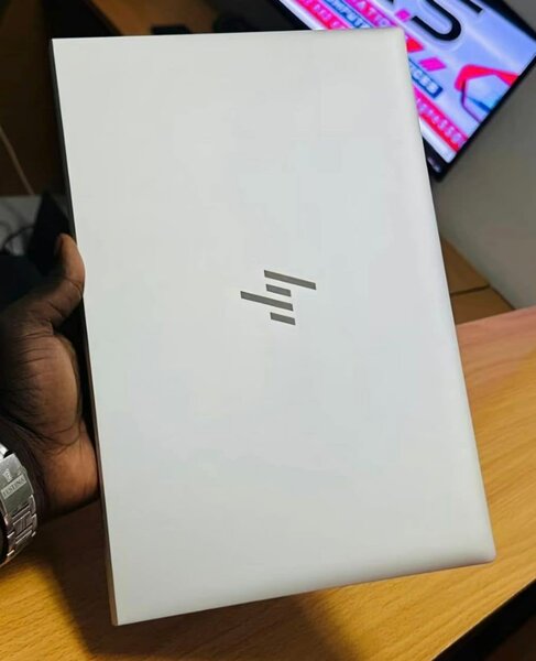 Ultra Portable Laptop 14''