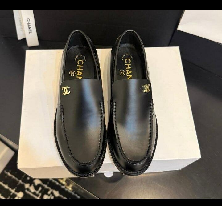 Mules en cuir Chanel pour femme