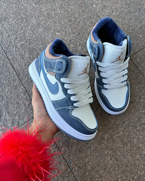 Кроссовки бело-синие