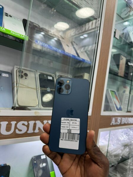 iPhone 12 Pro Max 128giga bleu
