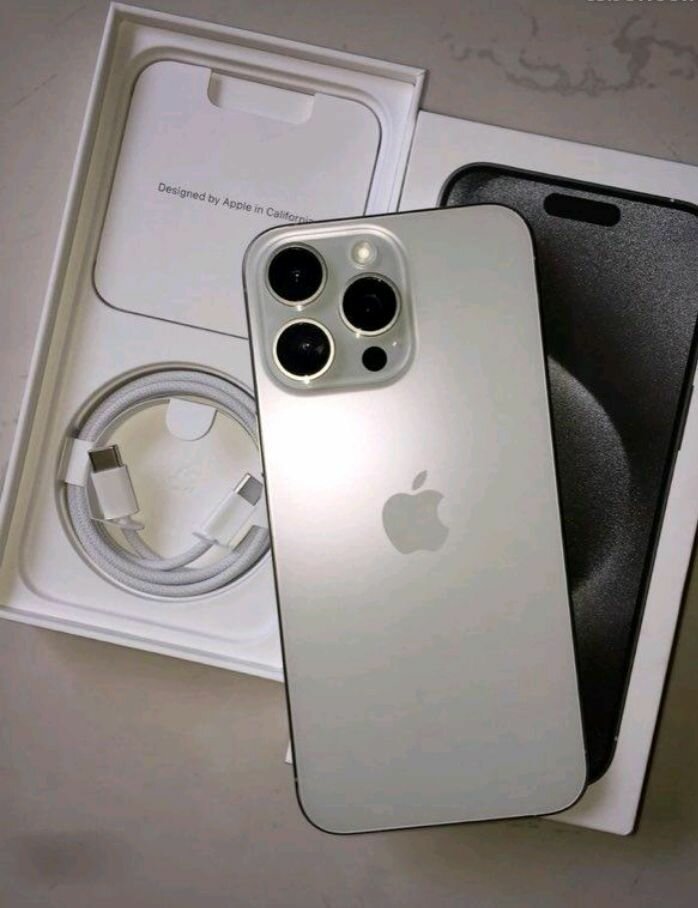 iPhone16 Pro Max Argenté