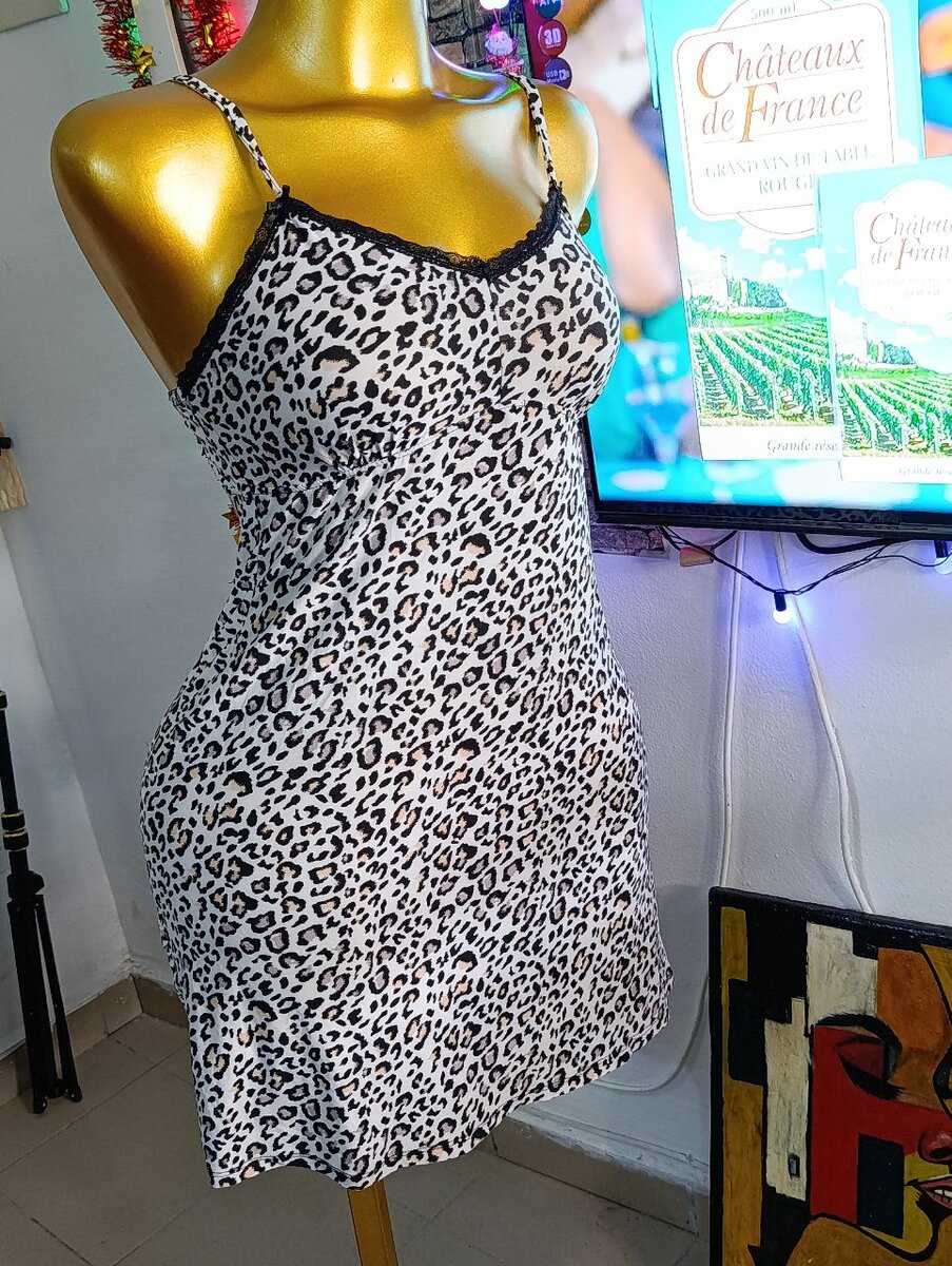 Robe élégante coton, satiné