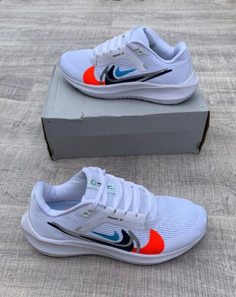 Chaussures de course blanches