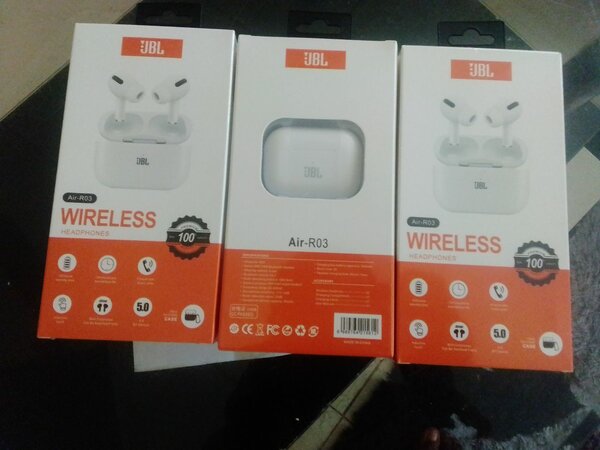 JBL Bluetooth Headsets