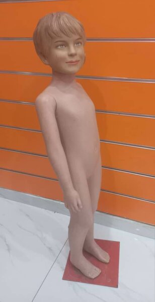 Mannequin enfant