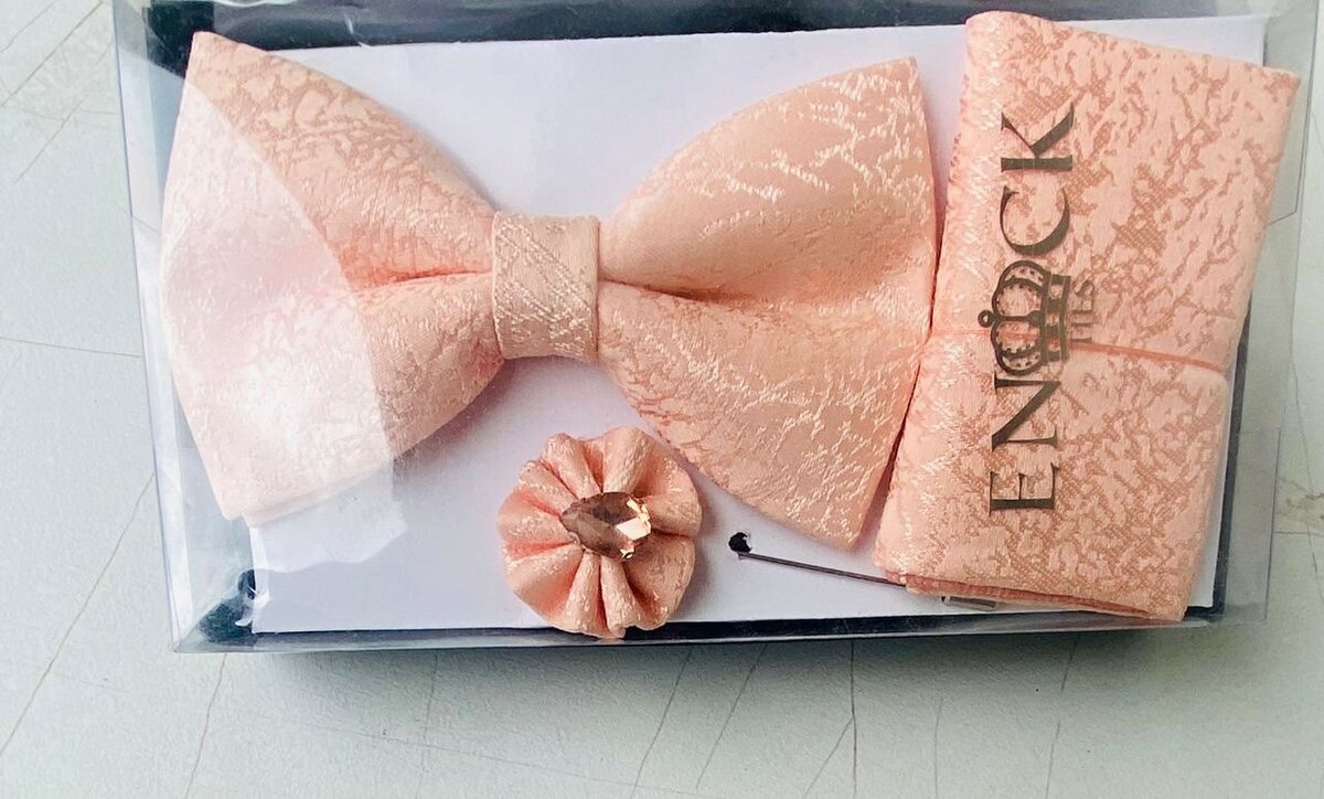 Enock Bow-Tie