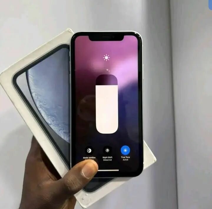 Smartphone avec boîte