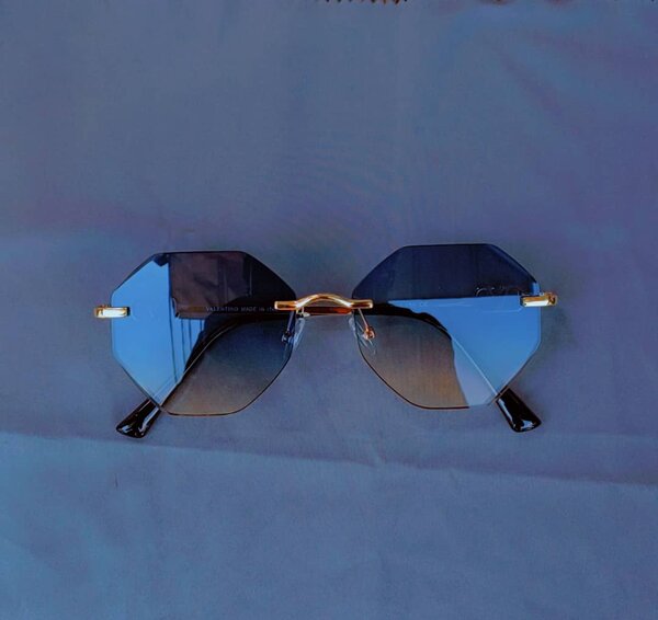 Lunettes de soleil modernes