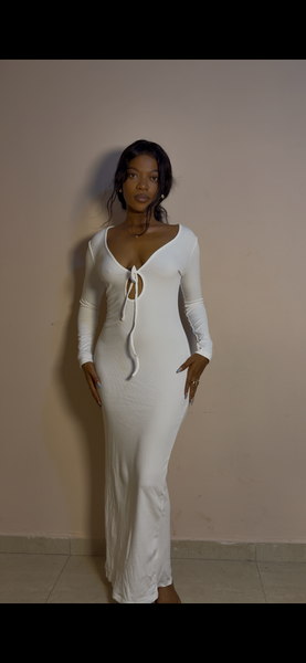 Robe longue blanche élégante