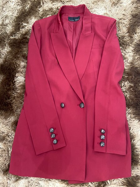 Blazer rouge élégant femme