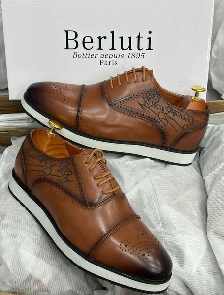 Chaussures habillées Berluti