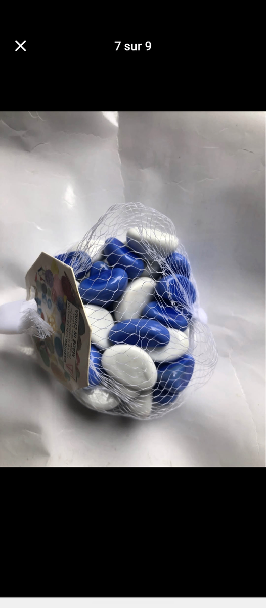 Pierres décoratives colorées