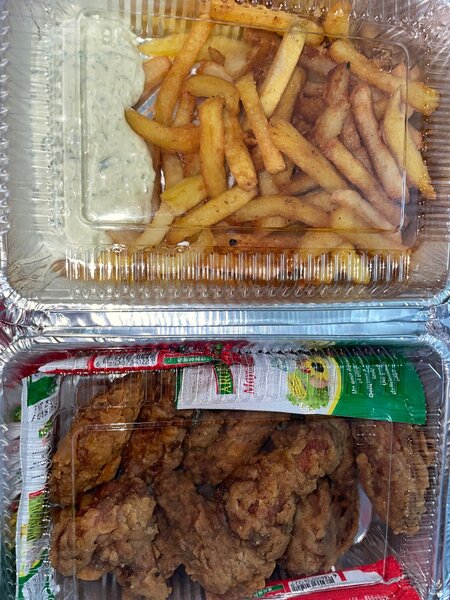 10 wings + 1 frite + 1 boisson