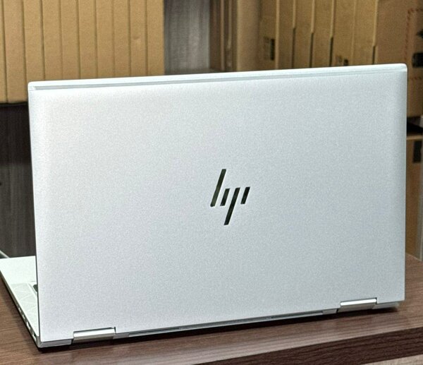 HP EliteBook 1030 G7 X360