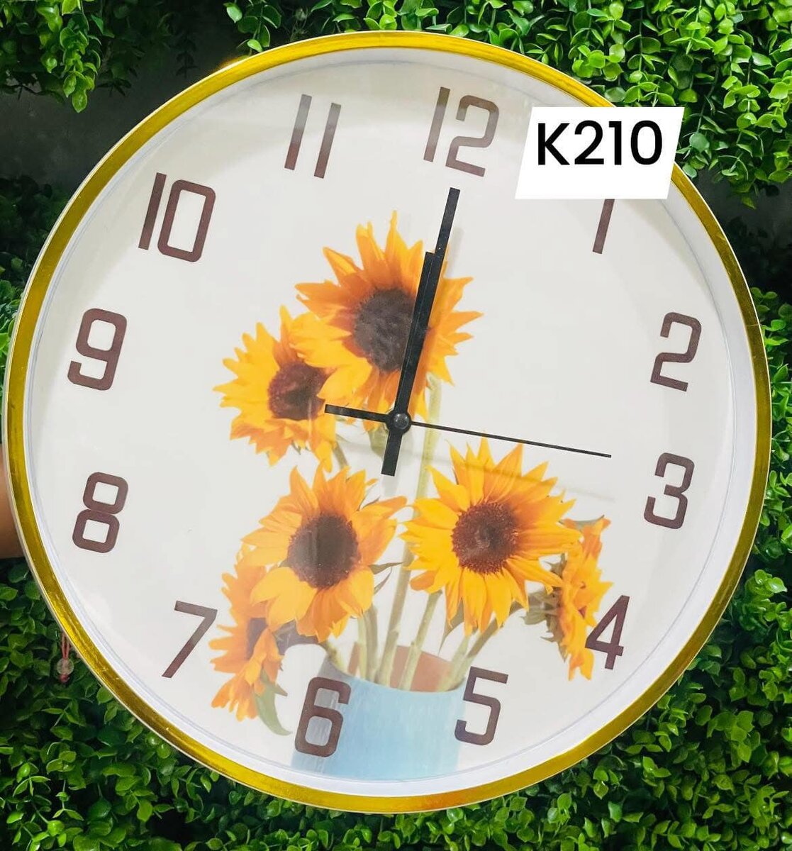 Wall clocks 