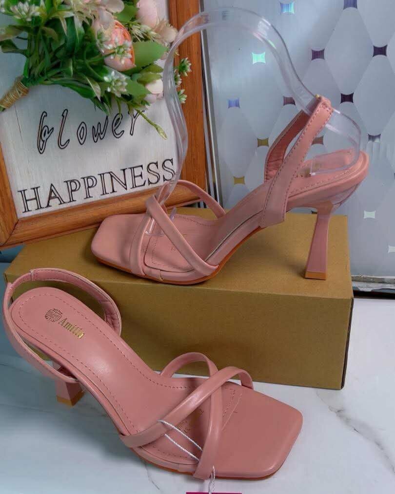 Sandales élégantes à talons hauts