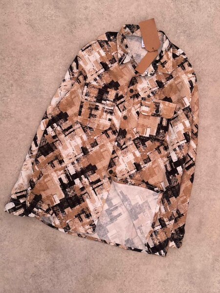 Chemise à motifs unique