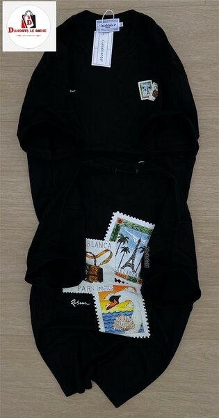 T-shirt noir imprimé timbre