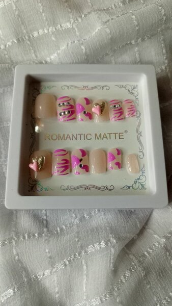 Ongles à pression Romantiques