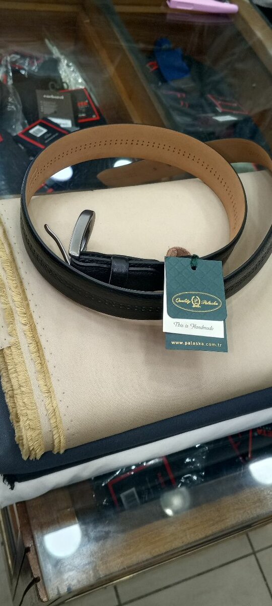 Ceinture en cuir élégante homme