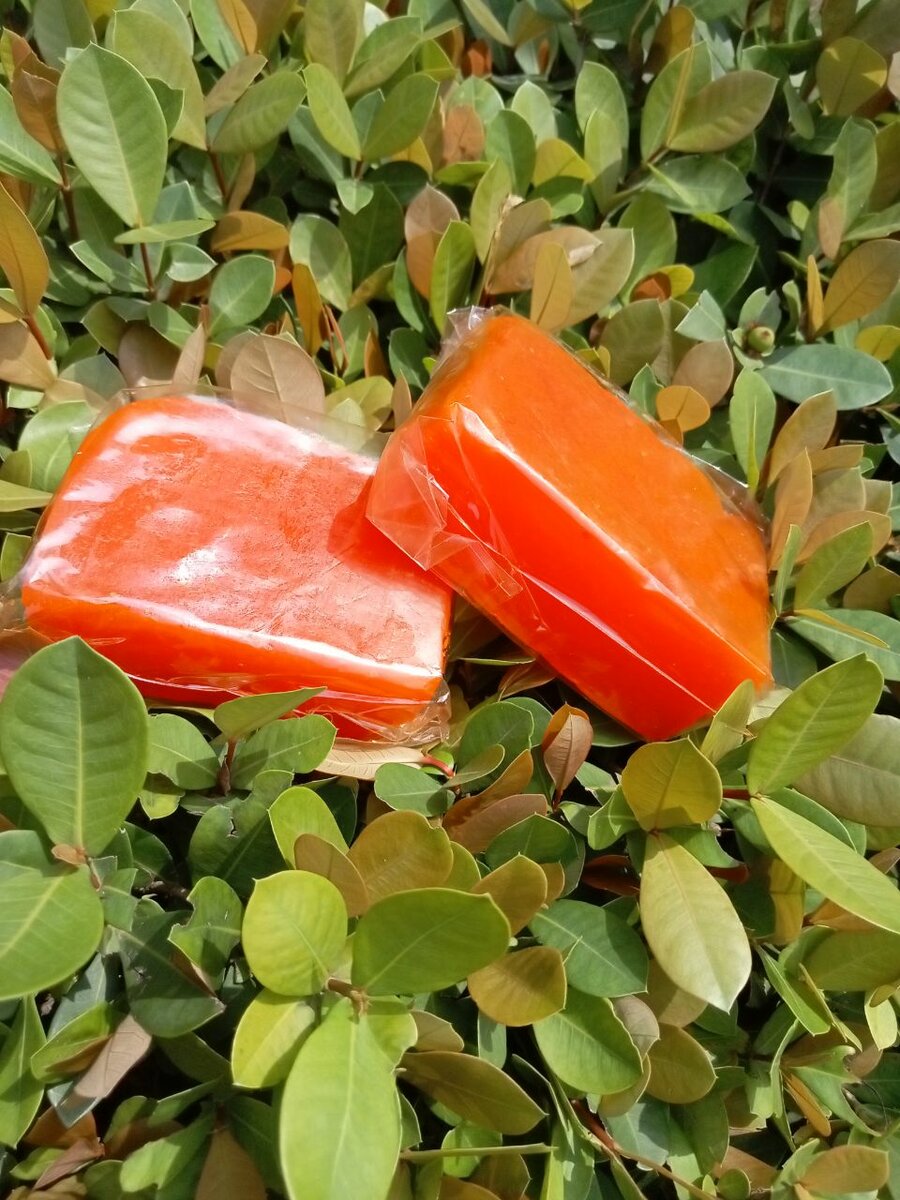 Savon Artisanal Coloré