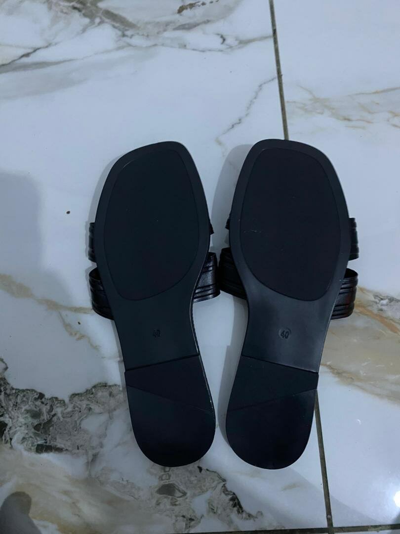 Sandales noires élégantes pour hommes