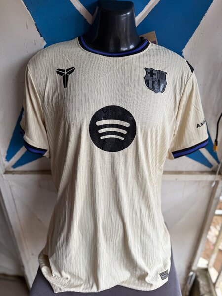 Maillots de football de club