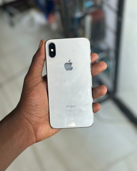 iPhone X 