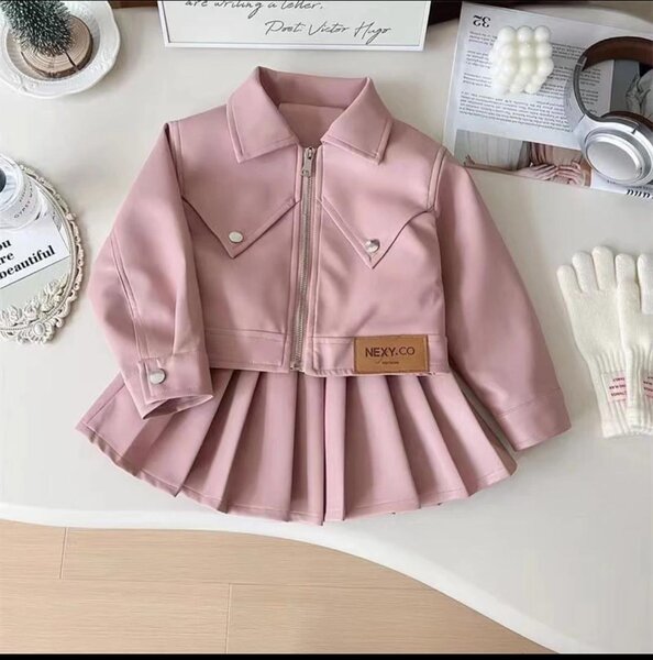 Veste en cuir enfant élégante