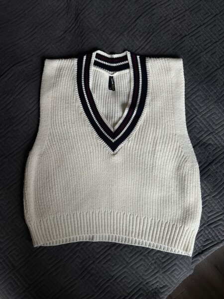 Жилетка/Безрукавка DeFacto