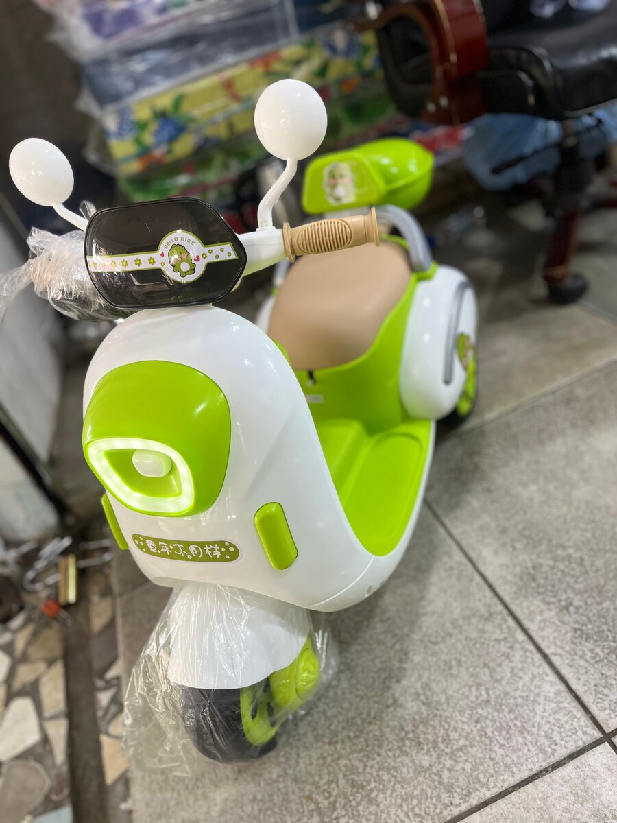 Scooter électrique enfant