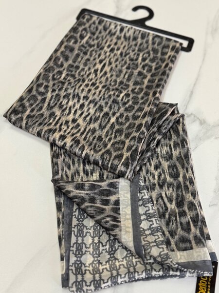 Шарфы шелковые двусторонние