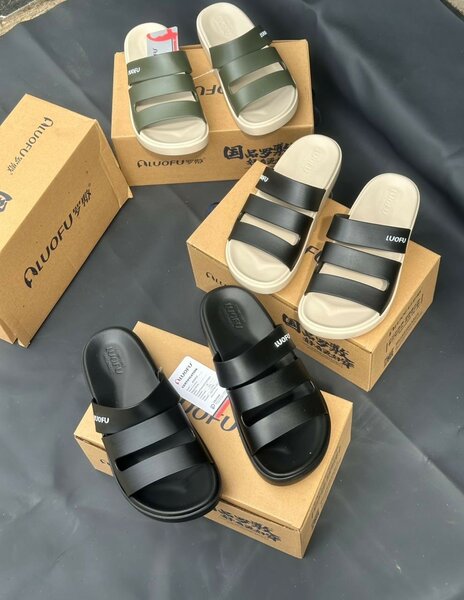 Claquettes confortables LUOFU